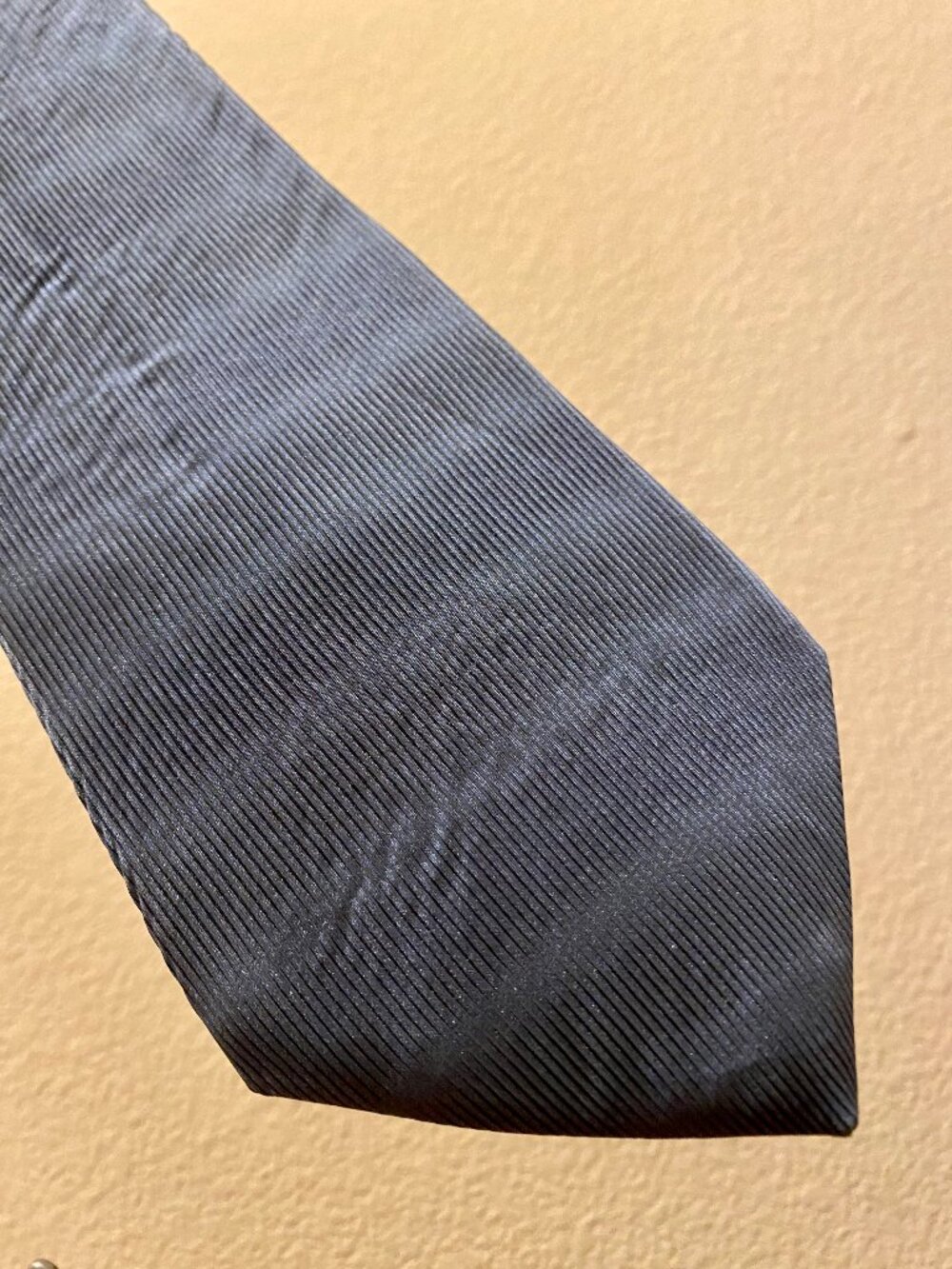 DKNY Necktie 57"